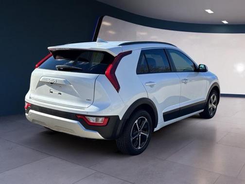 2023 Kia Niro EX