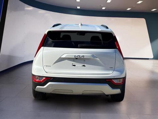 2023 Kia Niro EX