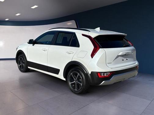 2023 Kia Niro EX