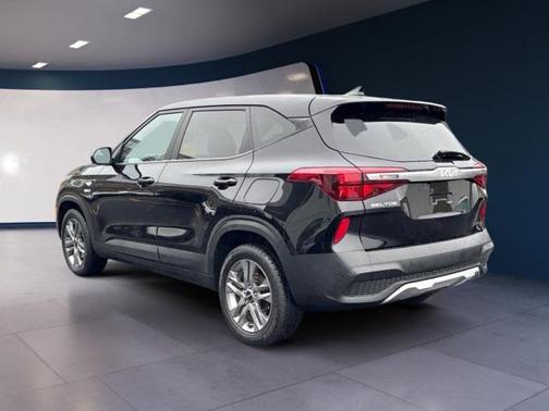 2023 Kia Seltos LX
