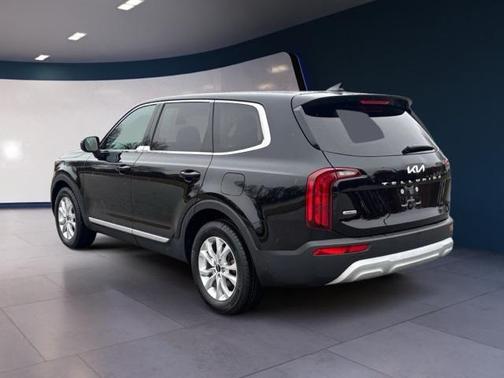 2022 Kia Telluride LX