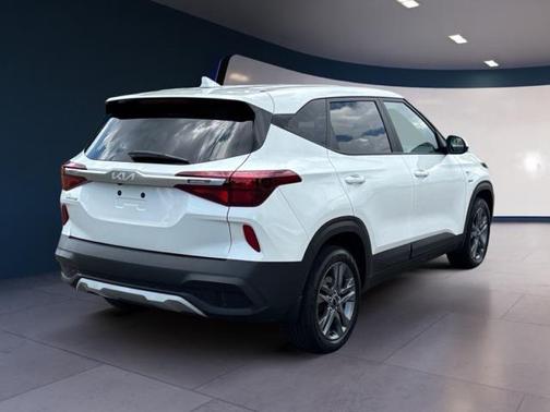 2023 Kia Seltos LX