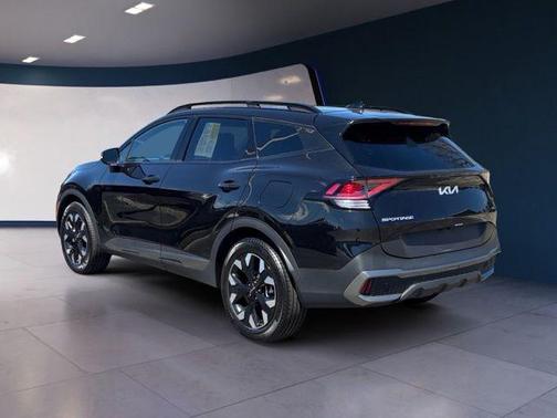 Fusion Black 2024 Kia Sportage Plug-In Hybrid X-Line