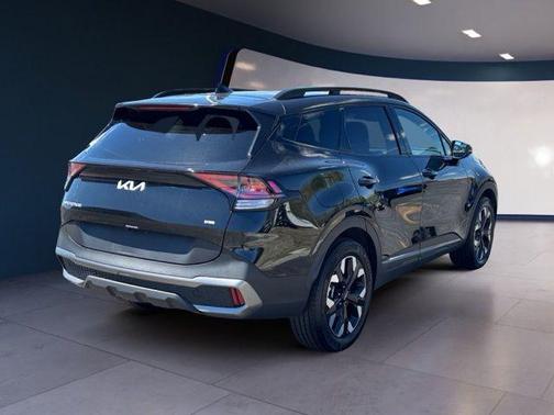 Fusion Black 2024 Kia Sportage Plug-In Hybrid X-Line