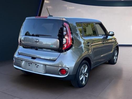 2017 Kia Soul EV Base