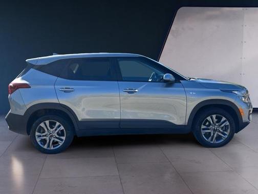 2023 Kia Seltos LX
