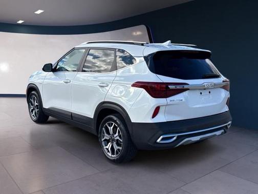 2023 Kia Seltos EX