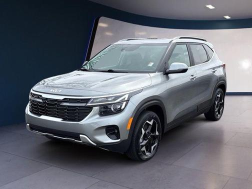 Steel Gray 2024 Kia Seltos EX