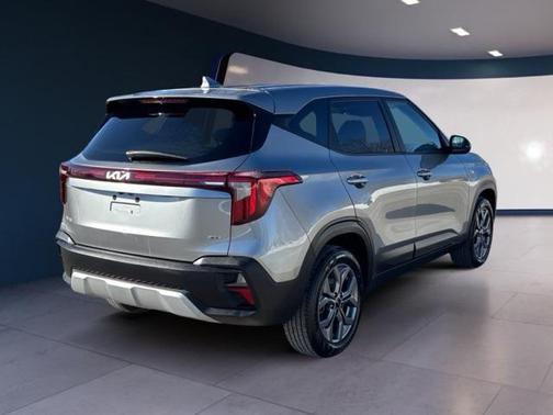2024 Kia Seltos LX