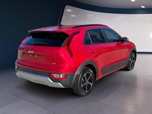 2023 Kia Niro EX