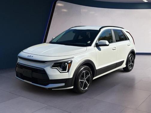 2025 Kia Niro LX