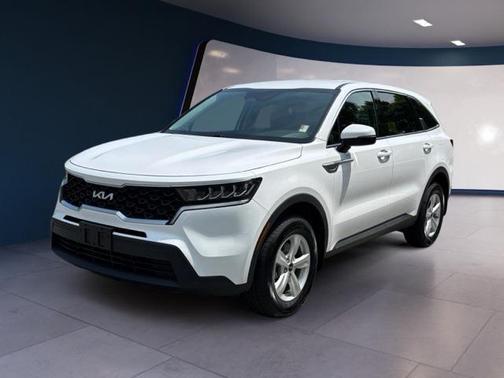 2022 Kia Sorento LX