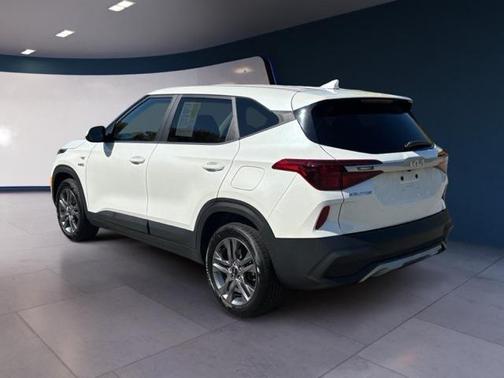 2023 Kia Seltos LX