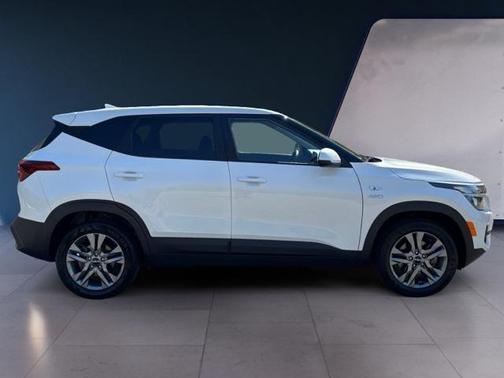 2023 Kia Seltos LX
