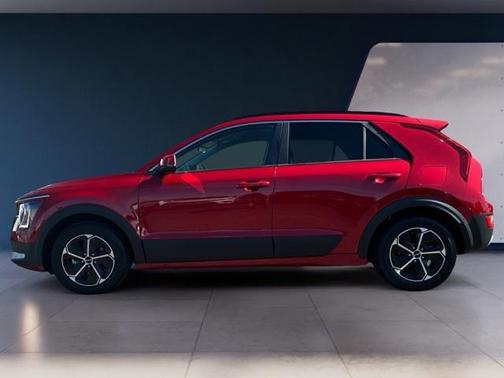 2023 Kia Niro EX
