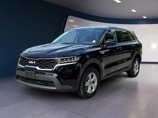 2022 Kia Sorento LX