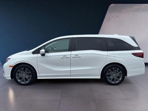 Platinum White Pearl 2025 Honda Odyssey Touring