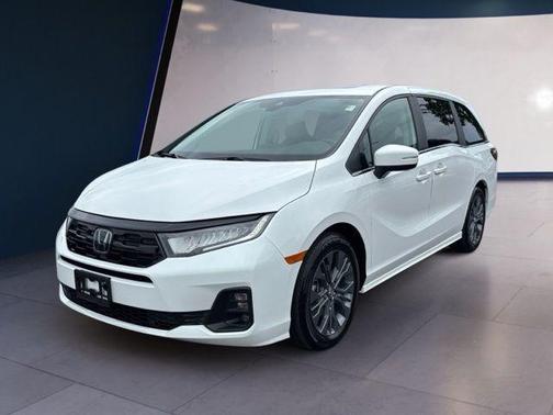 Platinum White Pearl 2025 Honda Odyssey Touring
