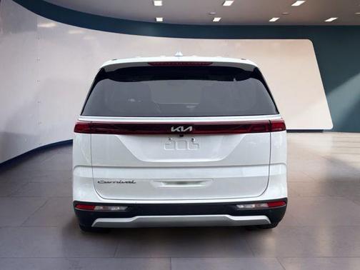 2022 Kia Carnival LXS
