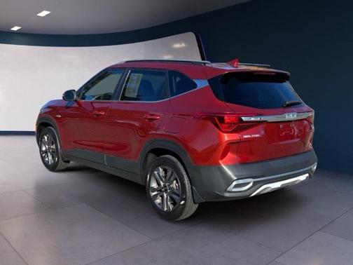 2023 Kia Seltos S