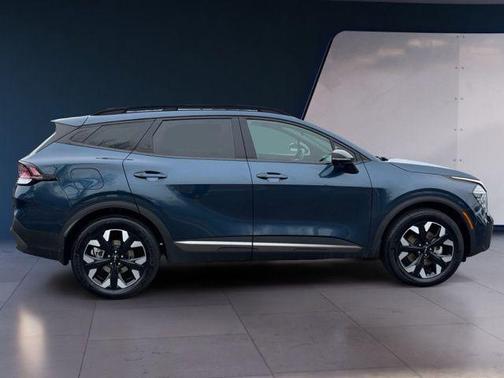 Vesta Blue 2023 Kia Sportage Plug-In Hybrid X-Line Prestige