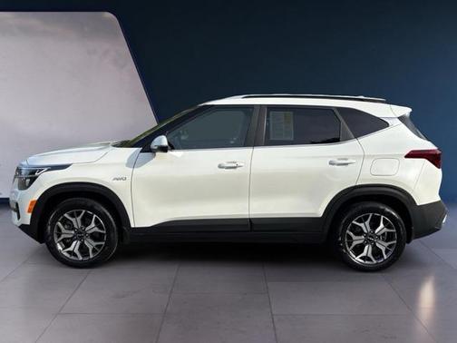 2023 Kia Seltos EX
