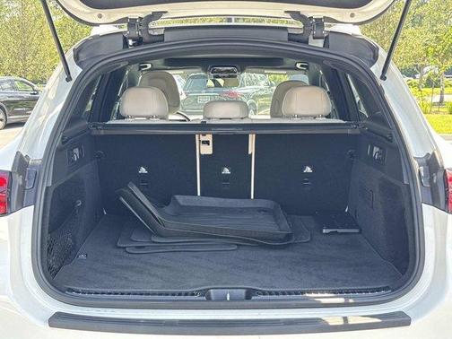 Polar White 2025 Mercedes-Benz GLC 300 Base