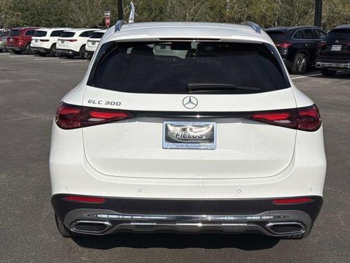 2025 Mercedes-Benz GLC 300 Base