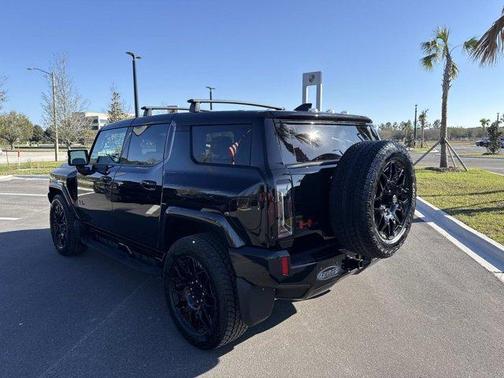 2024 GMC HUMMER EV SUV 2X