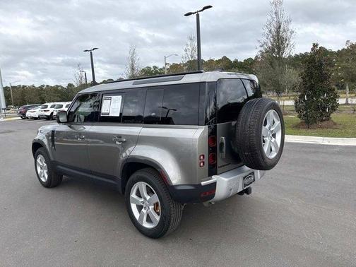 2024 Land Rover Defender P400 S