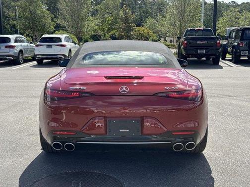 MANUFAKTUR Patagonia Red Metallic 2024 Mercedes-Benz AMG SL 43 Base