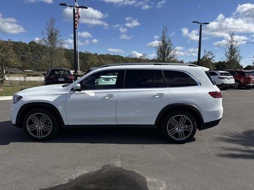 2025 Mercedes-Benz GLS 450 4MATIC