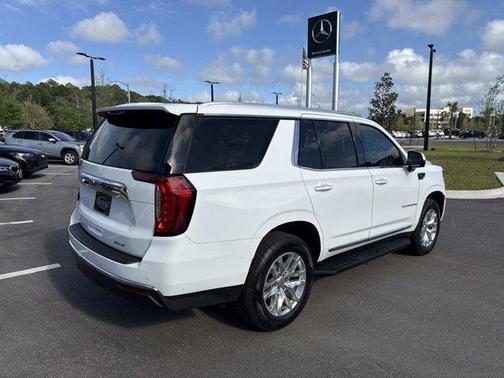 Summit White 2022 GMC Yukon SLT