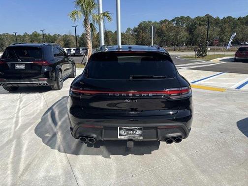 2024 Porsche Macan Base