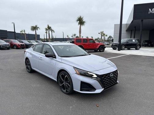 2024 Nissan Altima 2.5 SR