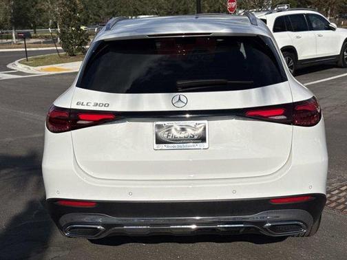 2025 Mercedes-Benz GLC 300 Base