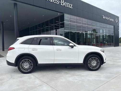2024 Mercedes-Benz GLC 300 Base