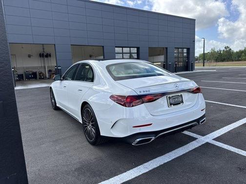 MANUFAKTUR Moonlight White Metallic 2025 Mercedes-Benz E-Class E 350