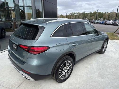 2026 Mercedes-Benz GLC 300 Base