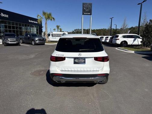 2025 Mercedes-Benz GLB 250 Base