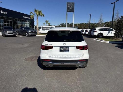 2025 Mercedes-Benz GLB 250 Base