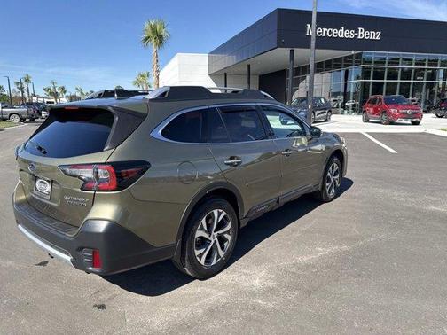 2022 Subaru Outback Touring XT