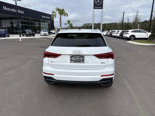 2024 Audi Q3 45 S line Premium