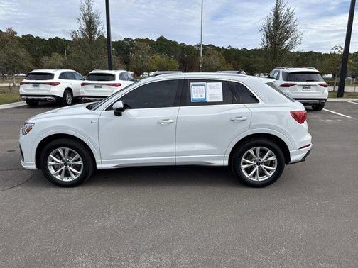 2024 Audi Q3 45 S line Premium
