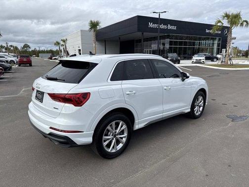 2024 Audi Q3 45 S line Premium