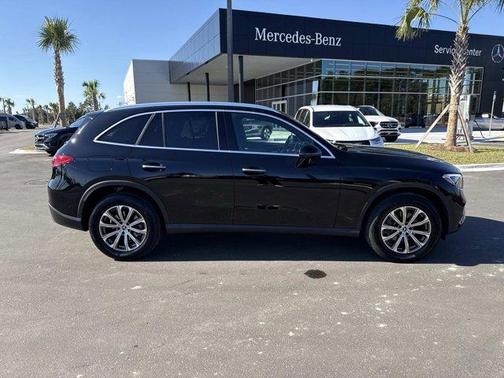 2025 Mercedes-Benz GLC 300 Base 4MATIC