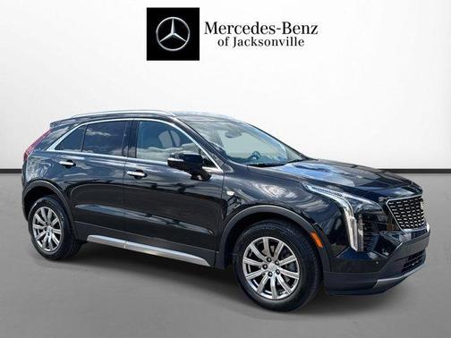 2022 Cadillac XT4 Premium Luxury