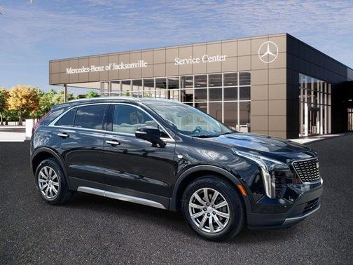 2022 Cadillac XT4 Premium Luxury