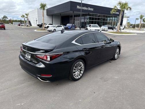 2022 Lexus ES 350 Ultra Luxury