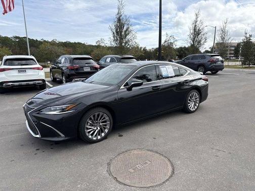2022 Lexus ES 350 Ultra Luxury